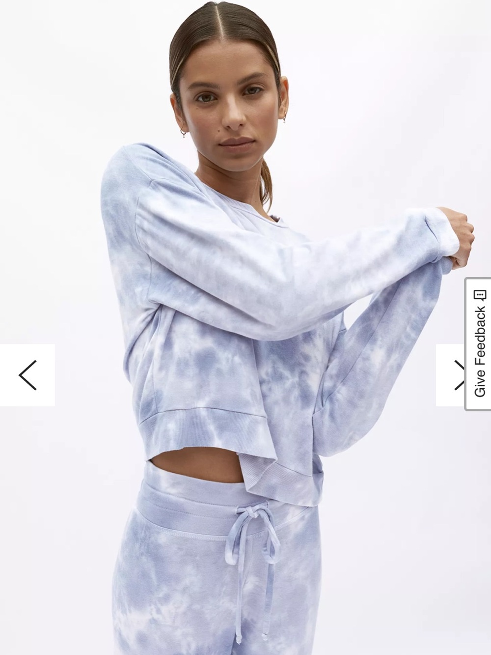 Beyond Yoga tie-dye sweat set in pale blue. So soft! Top size M, bottom size S